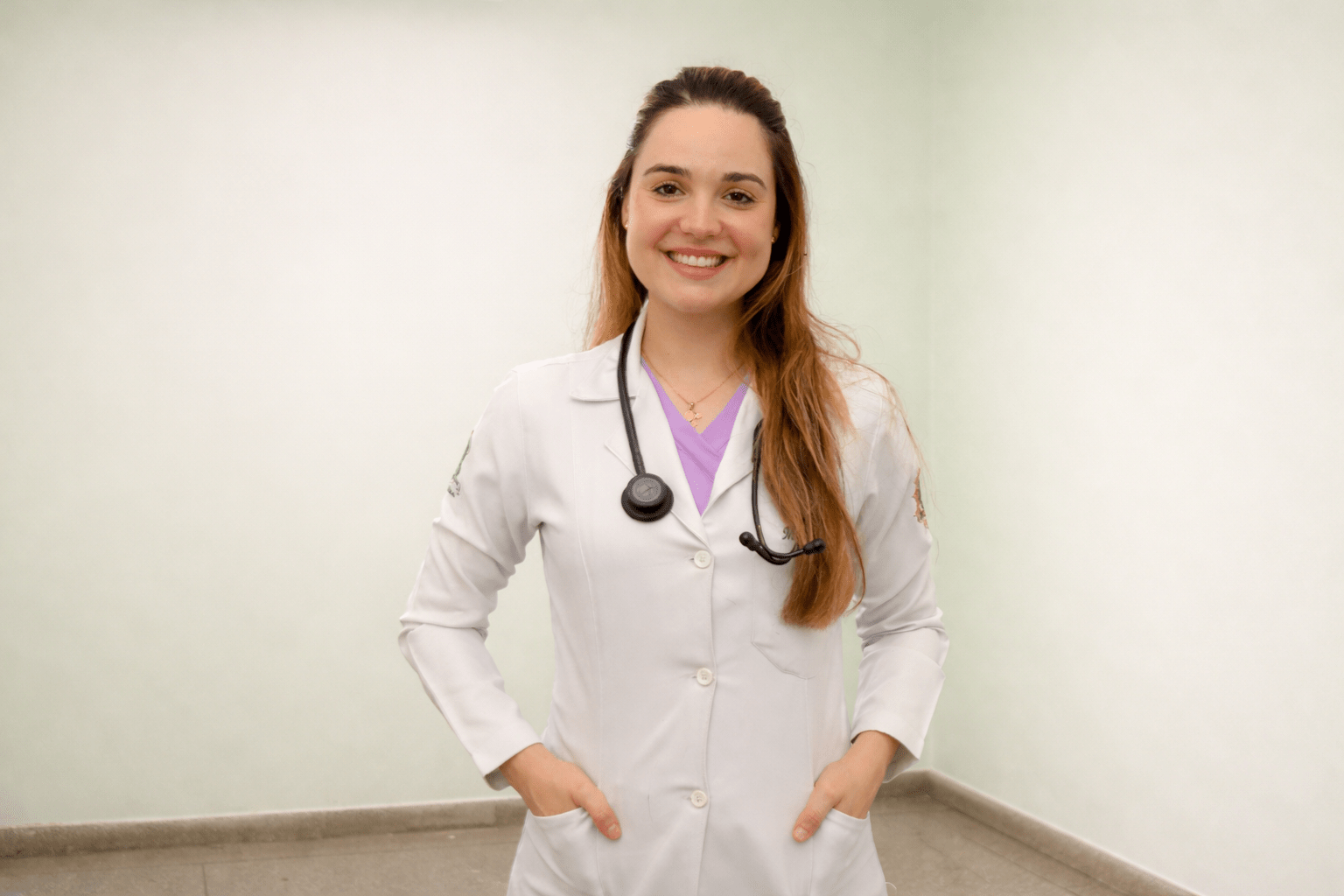 Leia mais sobre o artigo Médica do Hospital Dr. Ib Gatto Falcão destaca que diagnóstico precoce do câncer colorretal aumenta chances de cura
