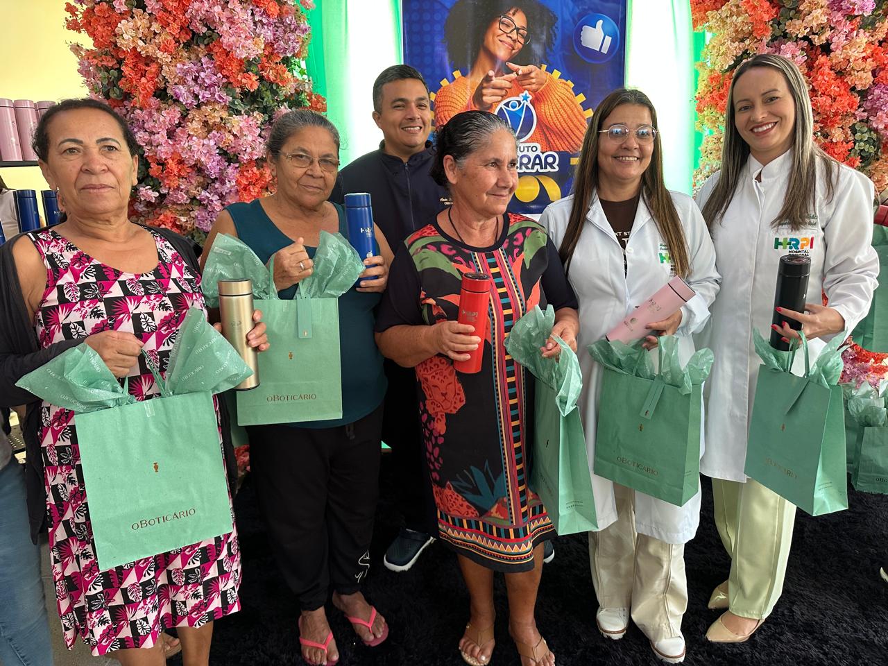 Leia mais sobre o artigo Hospital Regional de Palmeira realiza ações de saúde e bem-estar em comemoração ao Mês da Mulher