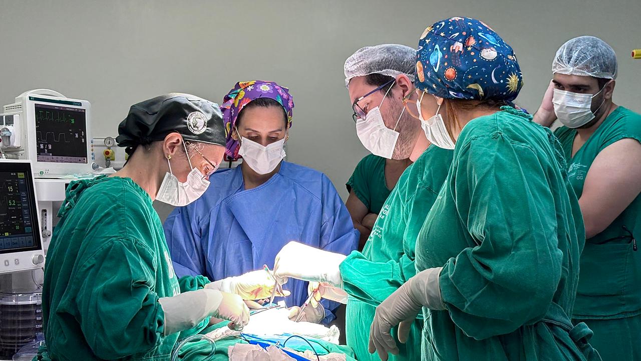 Leia mais sobre o artigo Cirurgia de alta complexidade no Hospital Metropolitano trata paciente com suspeita de câncer de tireoide