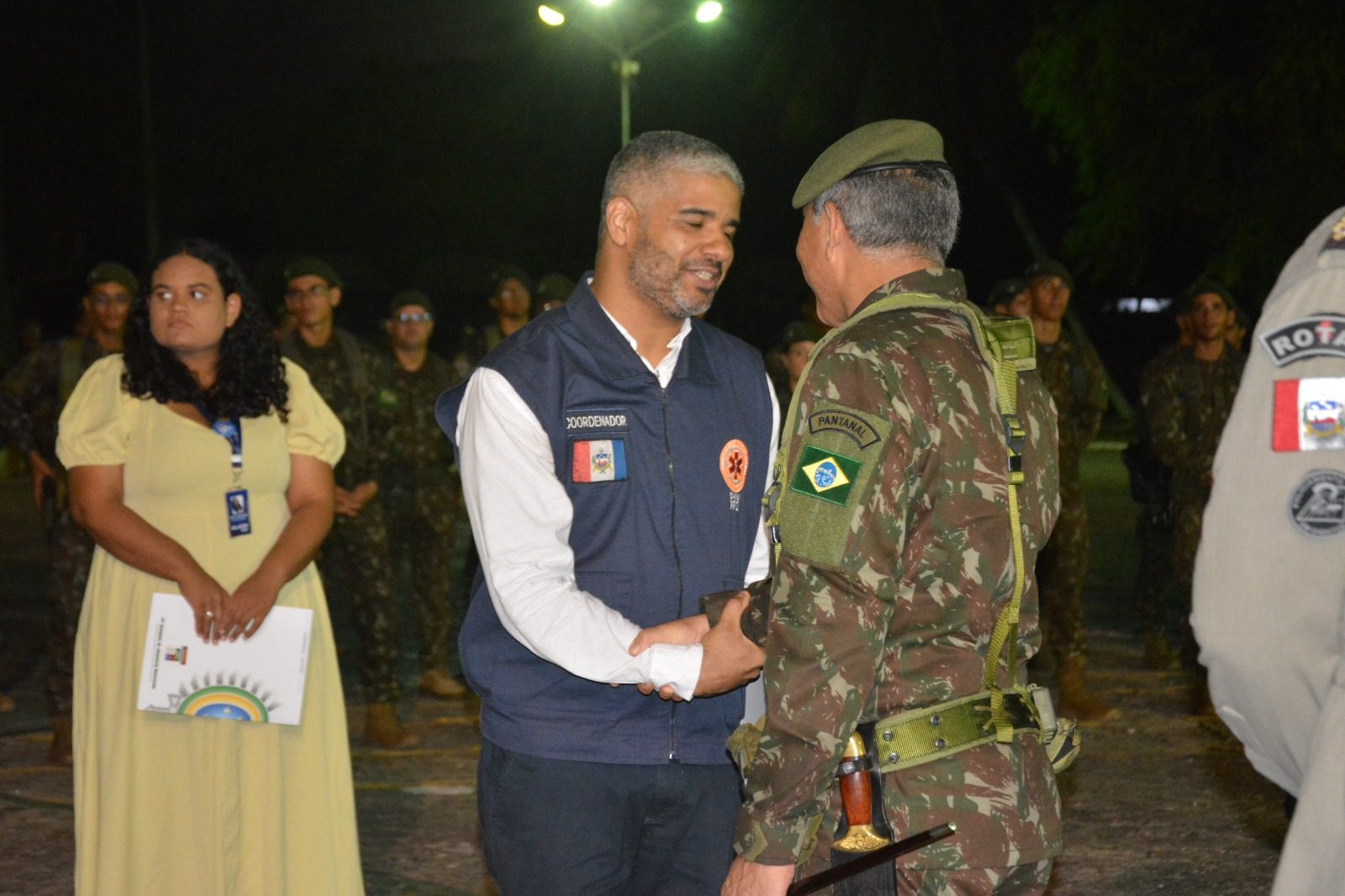 Leia mais sobre o artigo Coordenador geral do Samu é homenageado como Amigo do Batalhão em solenidade militar