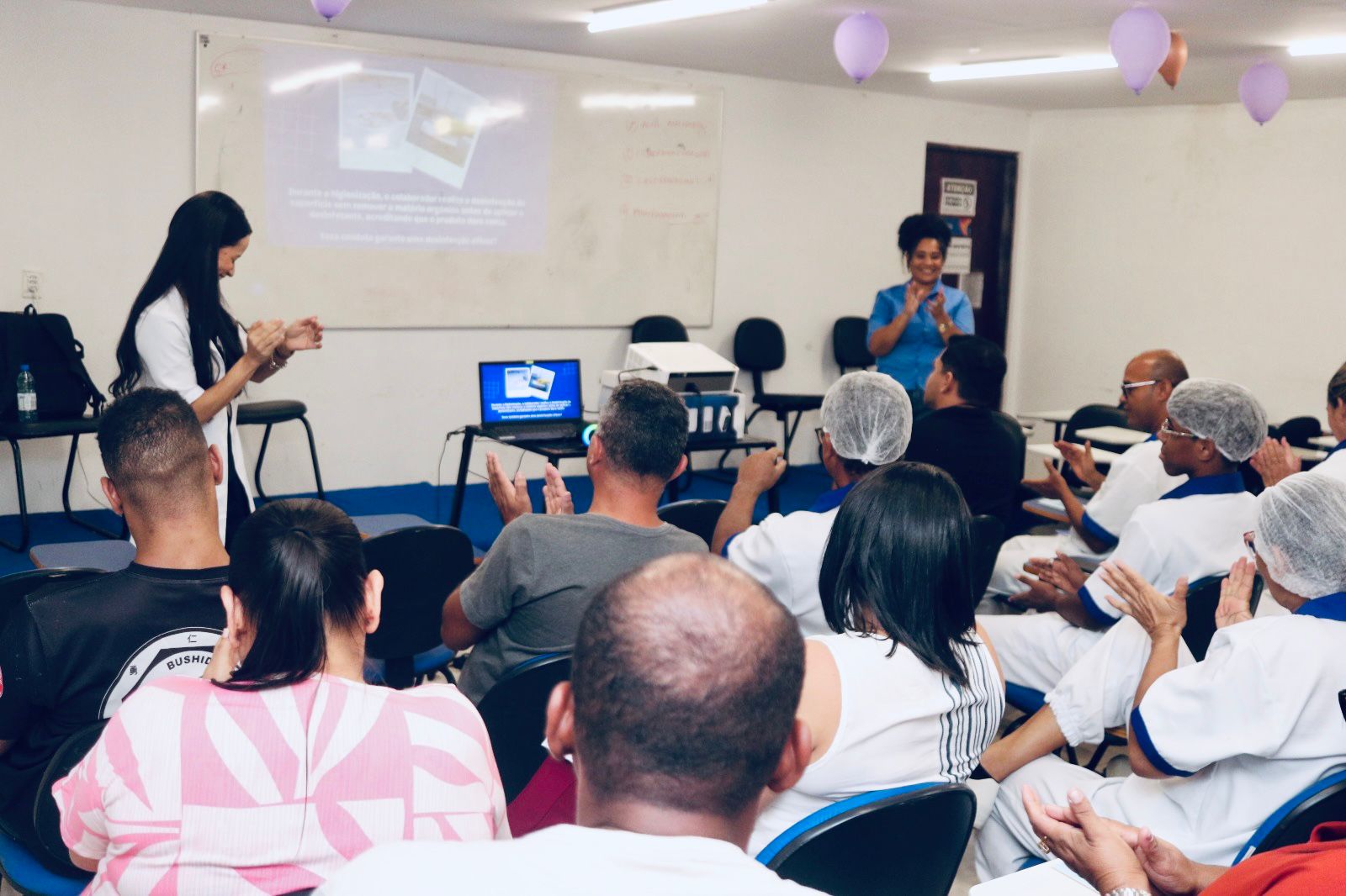 Leia mais sobre o artigo Treinamento no Hospital Dr. Ib Gatto Falcão reforça higienização, segurança no trabalho e saúde mental para colaboradores da Reluzir