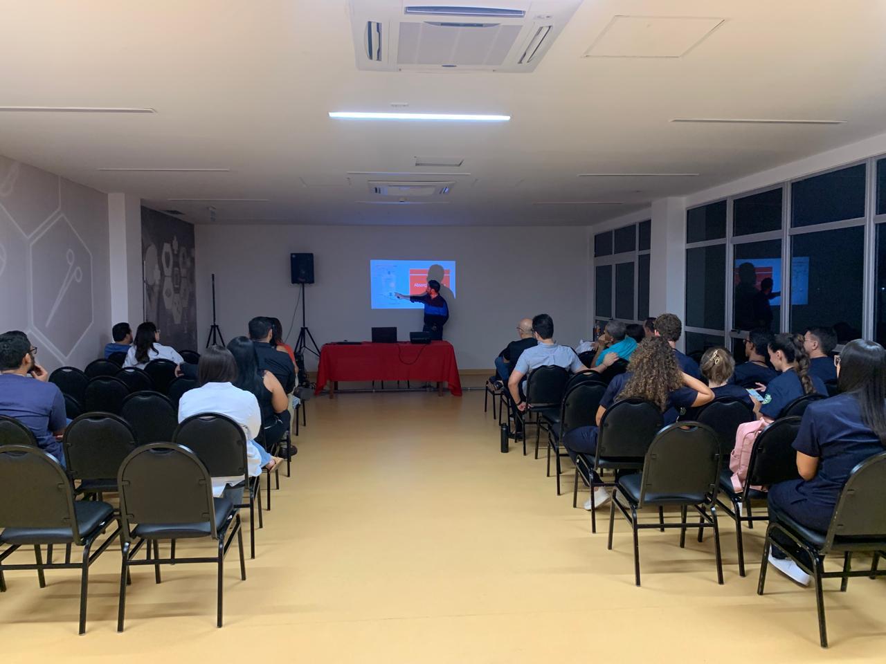 Leia mais sobre o artigo Hemoal promove treinamento para médicos sobre indicação da prescrição de ferro endovenoso