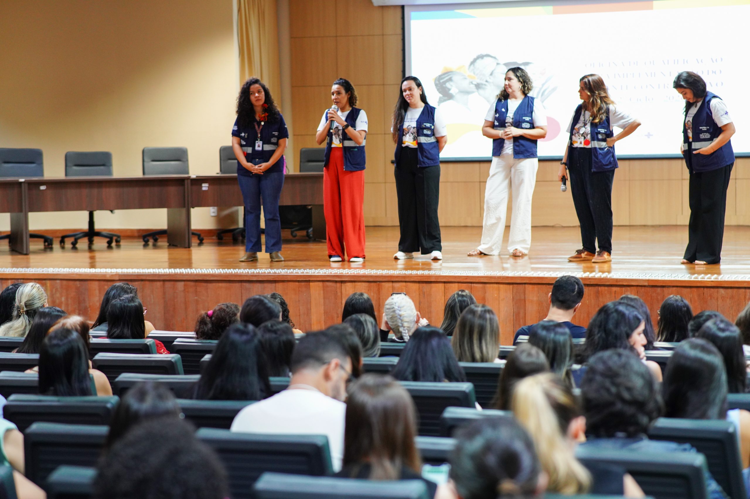 Leia mais sobre o artigo Sesau e Ministério da Saúde capacitam profissionais para ampliar acesso a implante contraceptivo em Alagoas