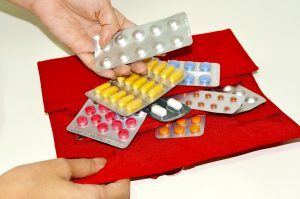 Farmacêutica da Sesau alerta sobre a importância do uso racional dos medicamentos