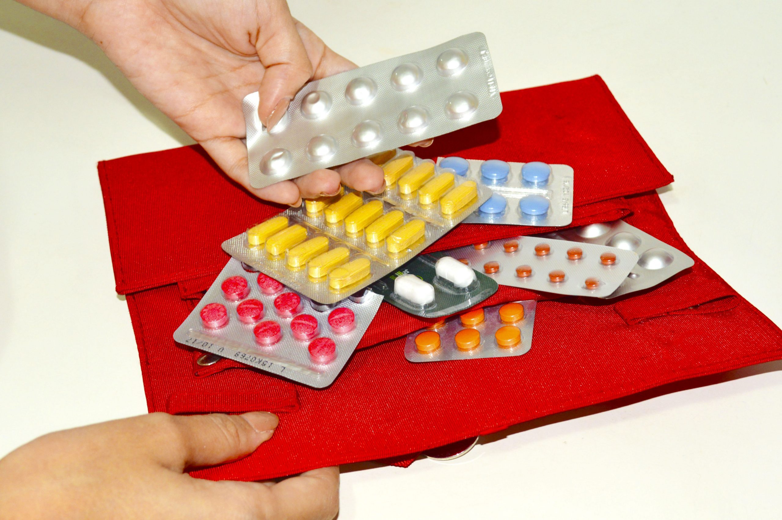 Leia mais sobre o artigo Farmacêutica da Sesau alerta sobre a importância do uso racional dos medicamentos