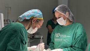 Hospital Metropolitano de Alagoas faz cirurgia de câncer de pele com reconstrução imediata