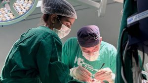 Hospital Metropolitano realiza mastectomia masculinizadora e garante mais qualidade de vida a paciente