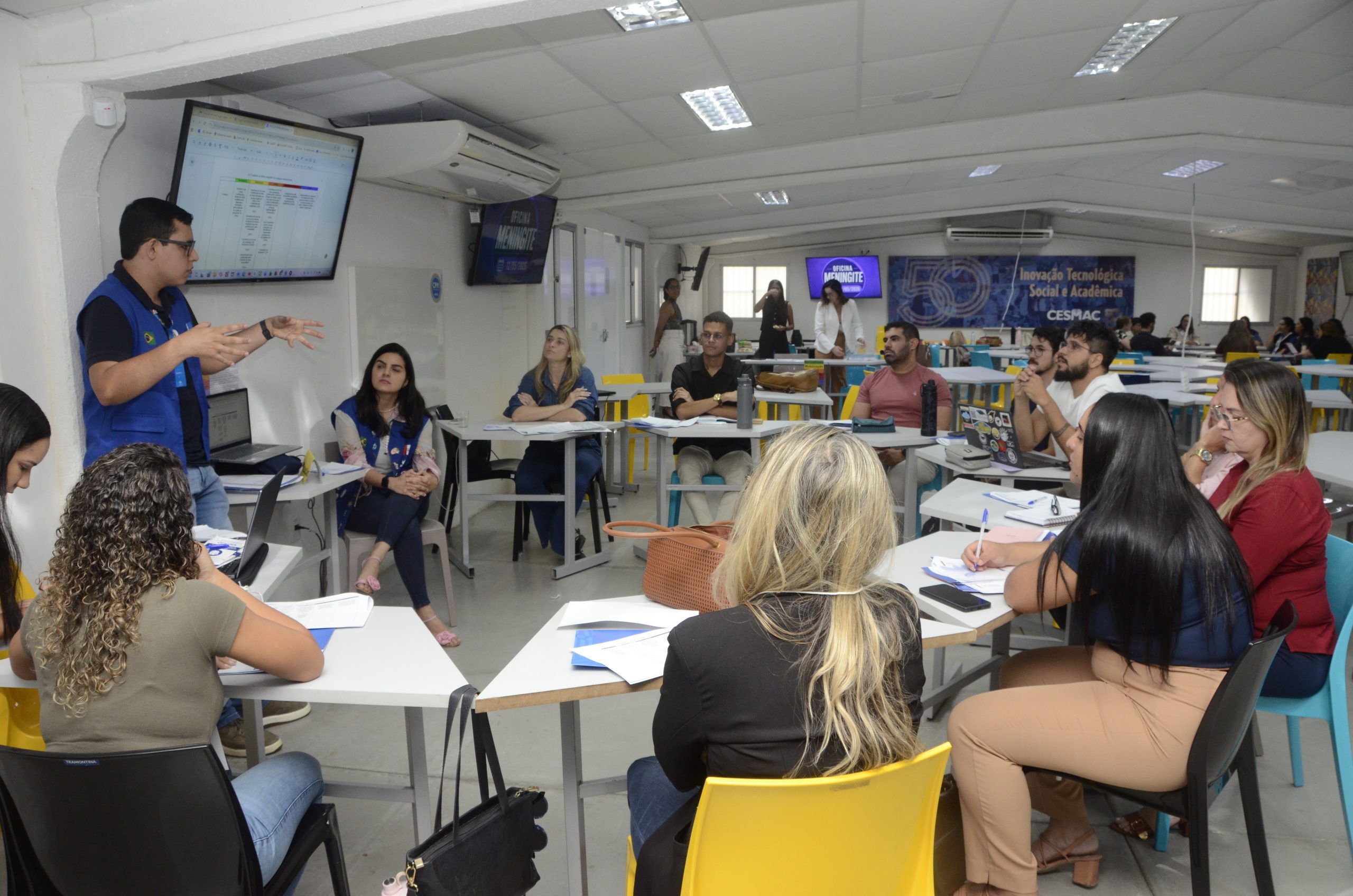 Leia mais sobre o artigo Sesau realiza Oficina para Atualização do Plano de Enfrentamento das Meningites