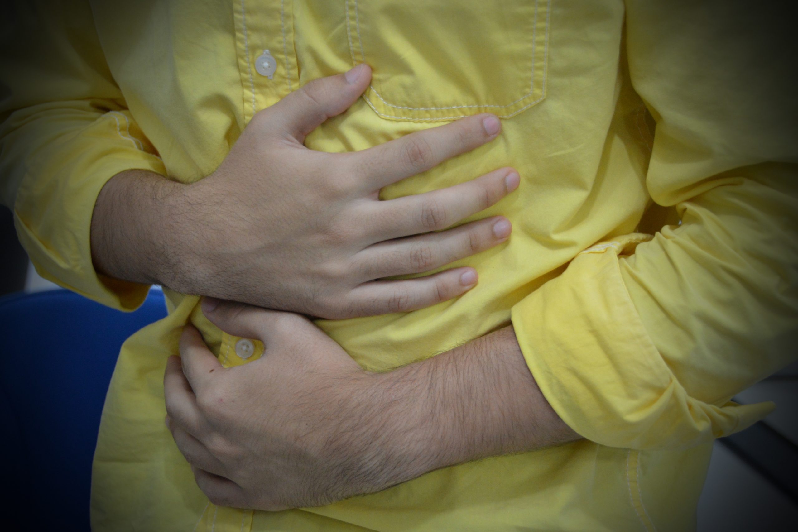 Leia mais sobre o artigo Maio Roxo: Gastroenterologista do Hospital Metropolitano de AL alerta para doenças inflamatórias intestinais