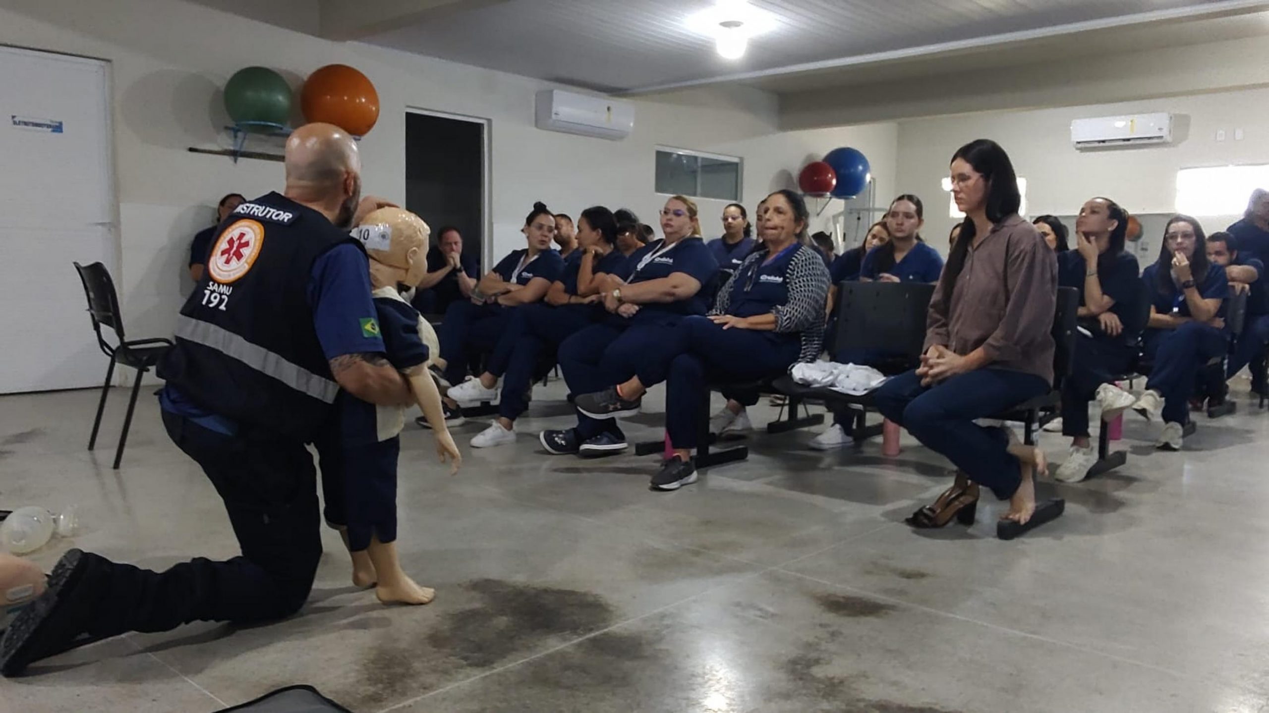 Leia mais sobre o artigo Samu capacita profissionais da Adefal sobre primeiros socorros