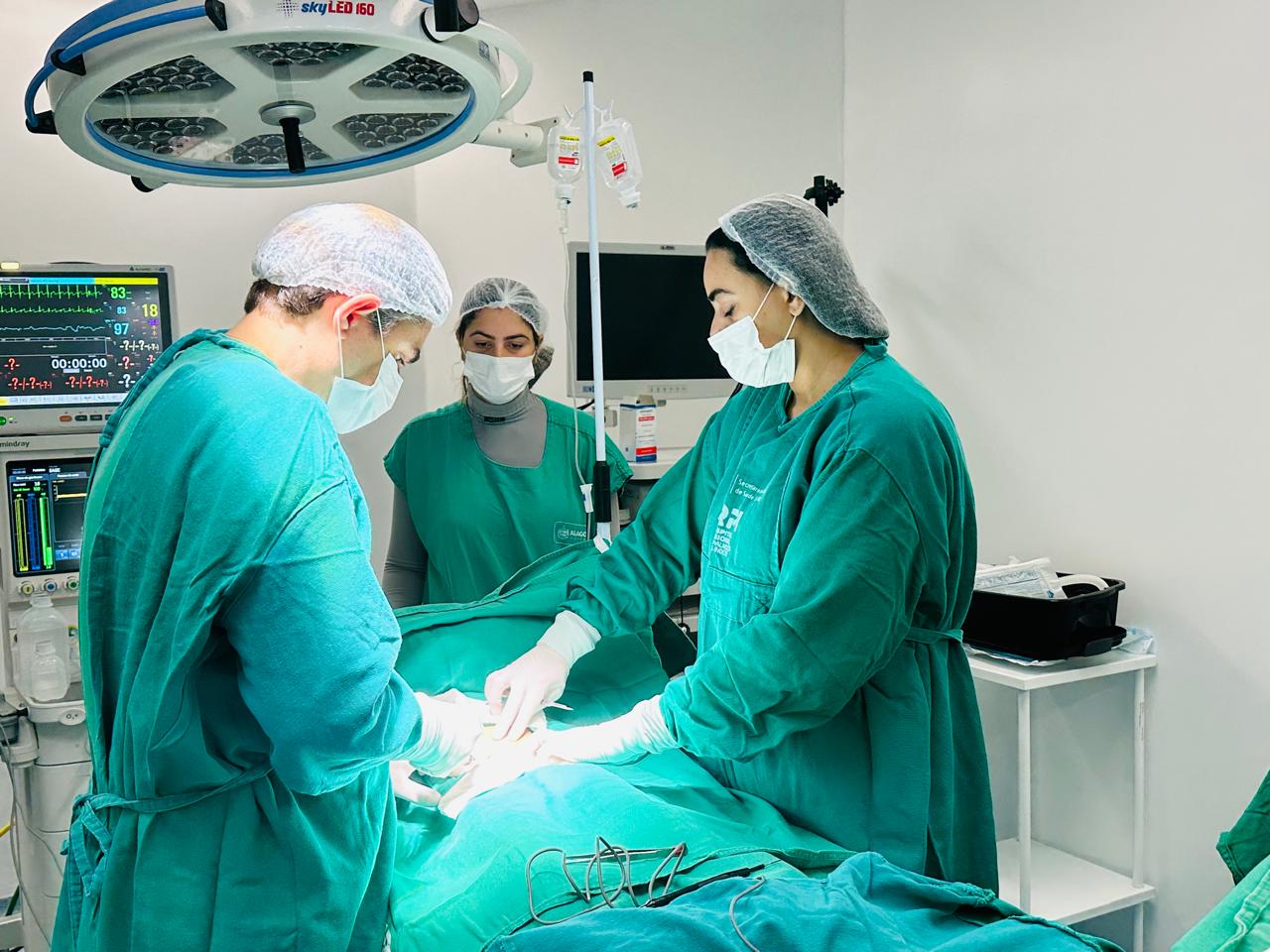Leia mais sobre o artigo Programa Agora Tem Especialistas beneficia pacientes do Agreste e Médio Sertão com cirurgias no HRPI