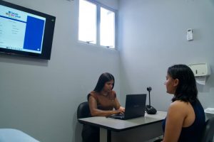 Governo inaugura salas do Programa Saúde Até Você Digital em duas cidades e amplia acesso à saúde no Sertão