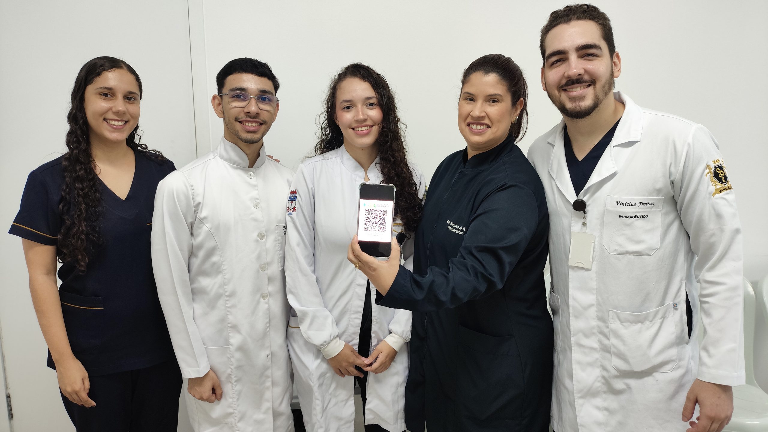 Leia mais sobre o artigo Hospital de Emergência do Agreste utiliza tecnologia na segurança dos pacientes com novos guias para uso de medicamentos