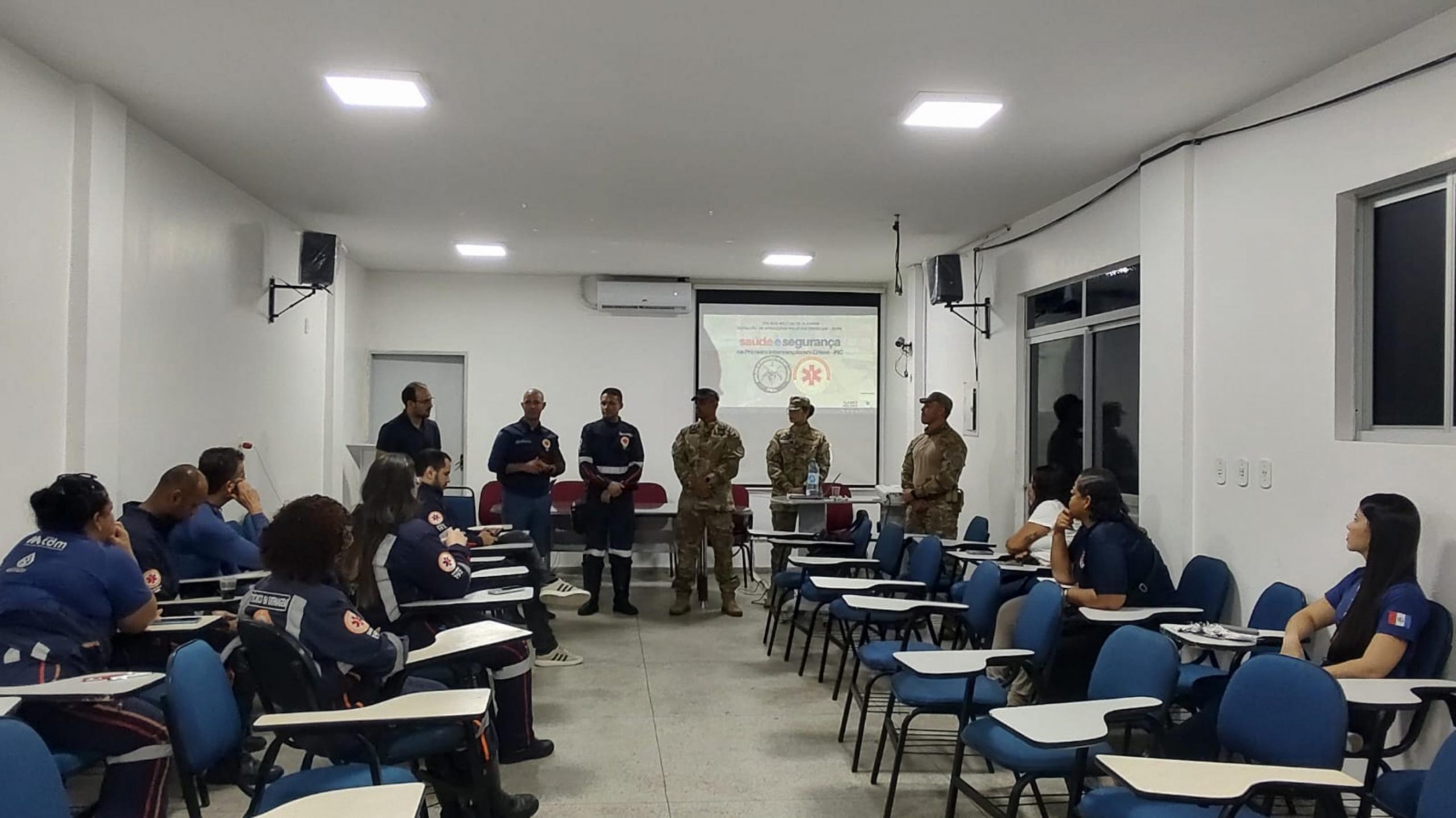 Leia mais sobre o artigo Segurança e saúde: Bope e Samu unem forças no atendimento psiquiátrico